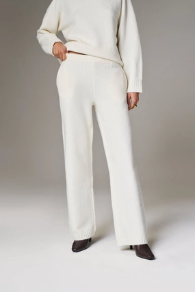 FLUFFY KNIT EMBLEM EMBROIDERED JOGGER - OFF-WHITE