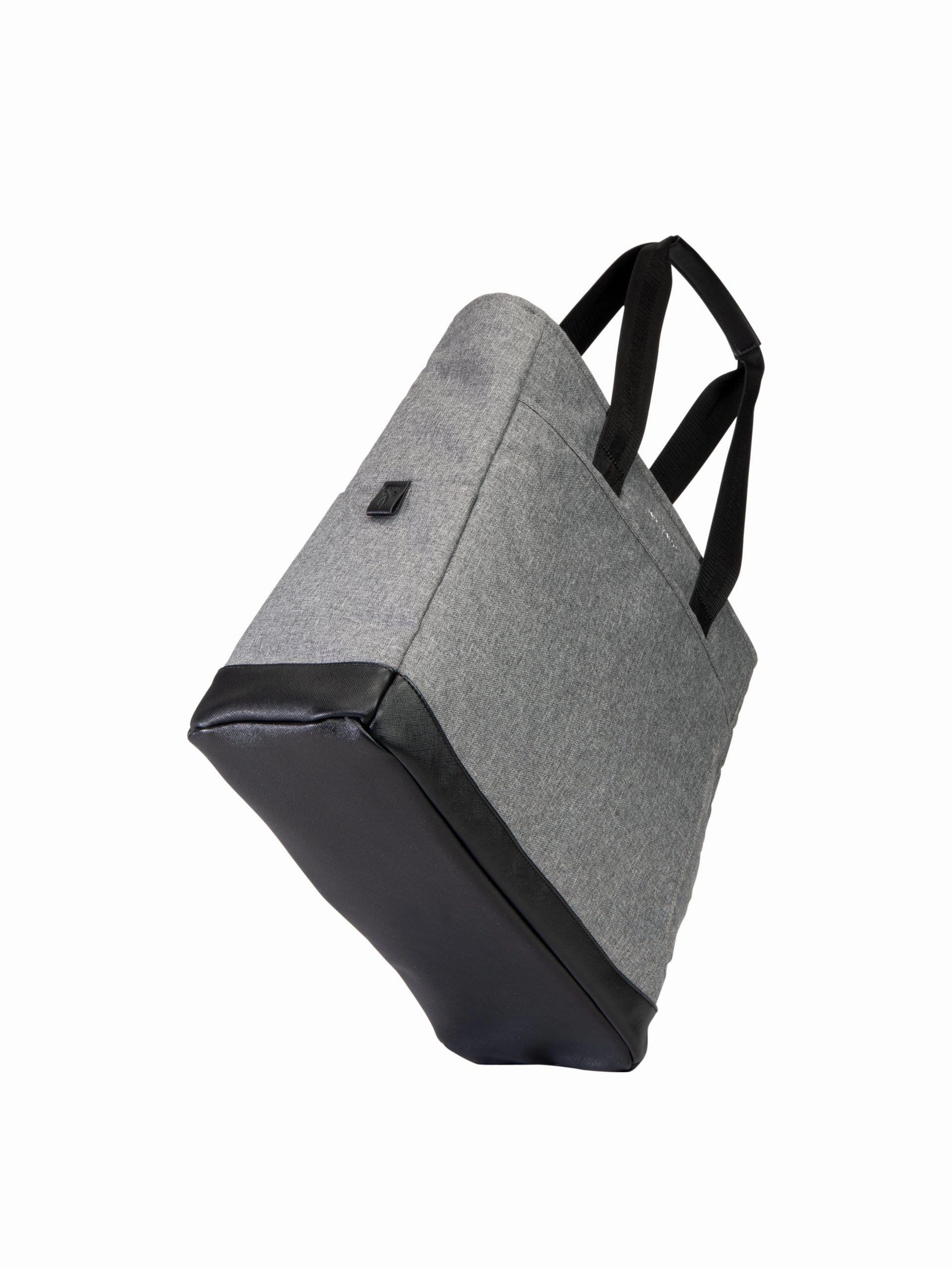 Malibu Bay 3.0 Softside Weekender Tote