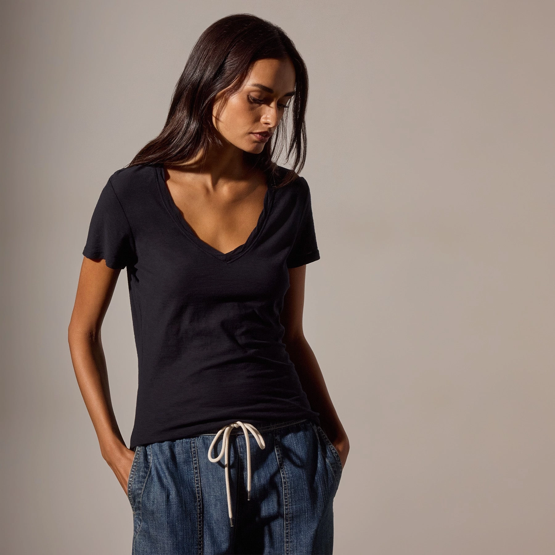 Sheer Slub Casual V Neck - Deep