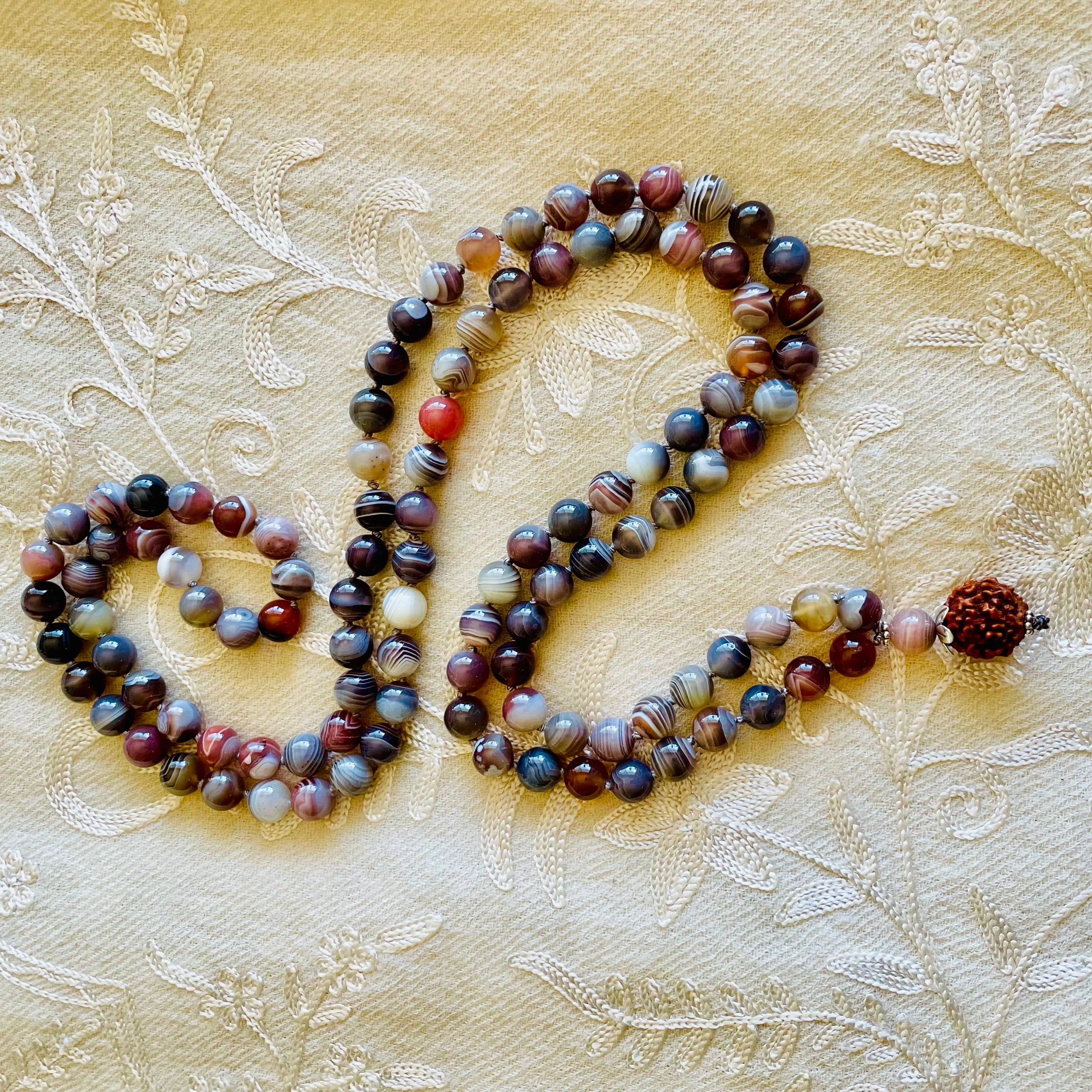 Urmi Botswana Agate Mala