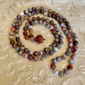 Urmi Botswana Agate Mala